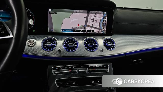 Mercedes-Benz E-Class W213 2021 Белый из Кореи, фото 6