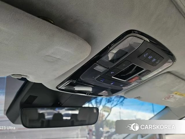 Hyundai Staria 2024 Серебристо-серый из Кореи, фото 6