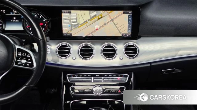 Mercedes-Benz E-Class W213 2018 Черный из Кореи, фото 6