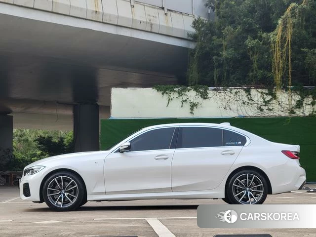 BMW 3 series 2022 Белый из Китая, фото 6