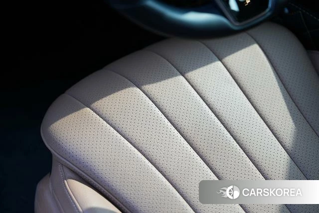 Mercedes-Benz E-Class 2024 Черный из Китая, фото 6