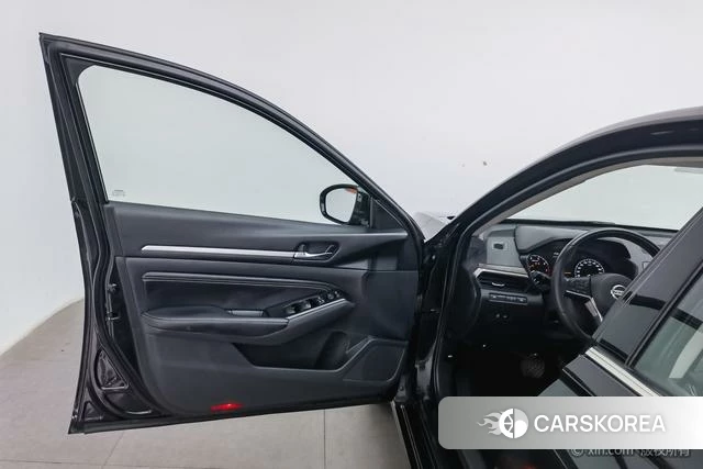 Nissan Altima 2021 Черный из Китая, фото 6