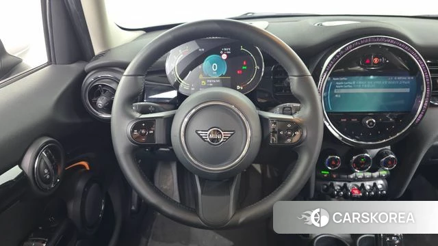 Mini Cooper 2023 Черный из Кореи, фото 6