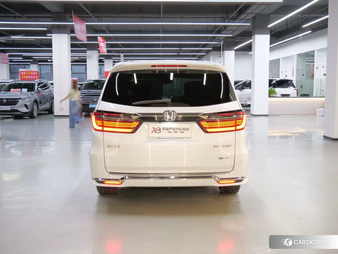 Honda Elysion 2023 Белый из Китая, фото 6