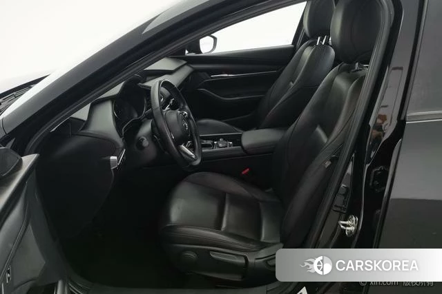 Mazda 3 2021 Черный из Китая, фото 4