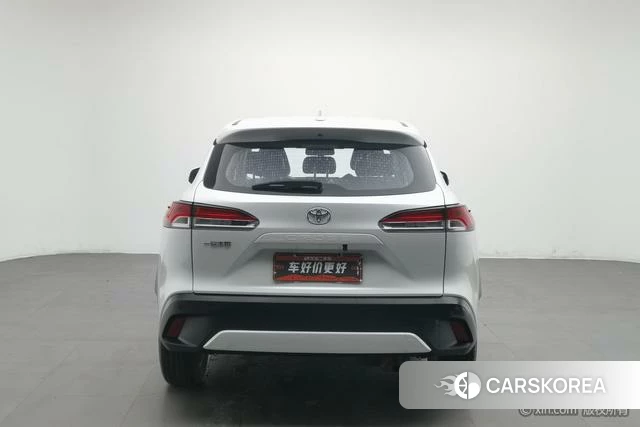 Toyota Corolla 2024 Белый из Китая, фото 6