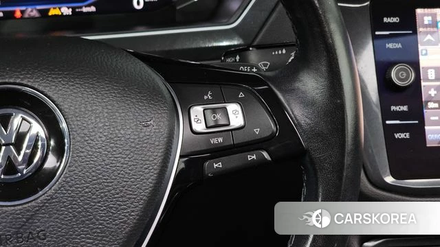 Volkswagen Tiguan second Generation 2020 Серый из Кореи, фото 6
