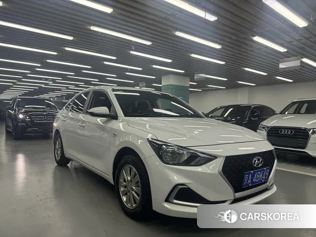 Hyundai Celesta 2021 Белый из Китая, фото 6