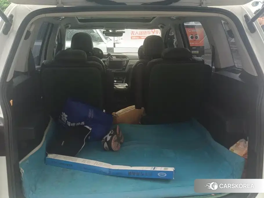 Volkswagen Touran L 2019 Белый из Китая, фото 6