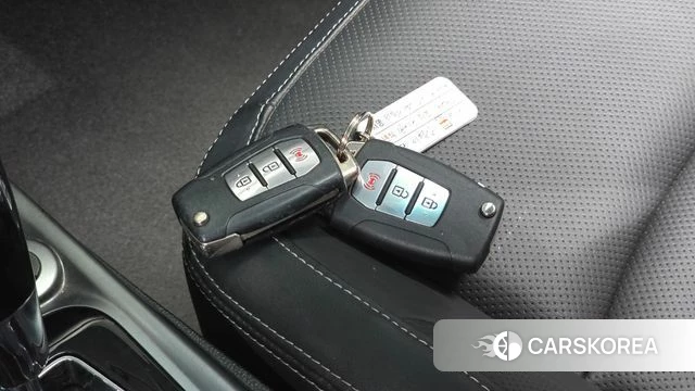 Ssangyong Tivoli Armor 2018 Синий из Кореи, фото 6