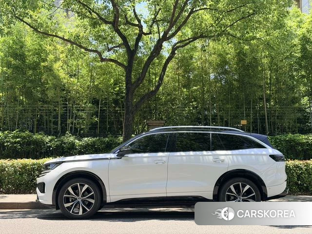 Volkswagen Tavendor 2023 Белый из Китая, фото 6