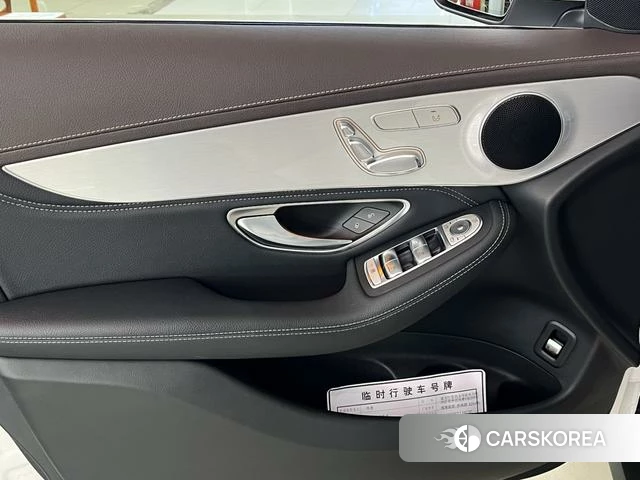 Mercedes-Benz GLC 2020 Белый из Китая, фото 6