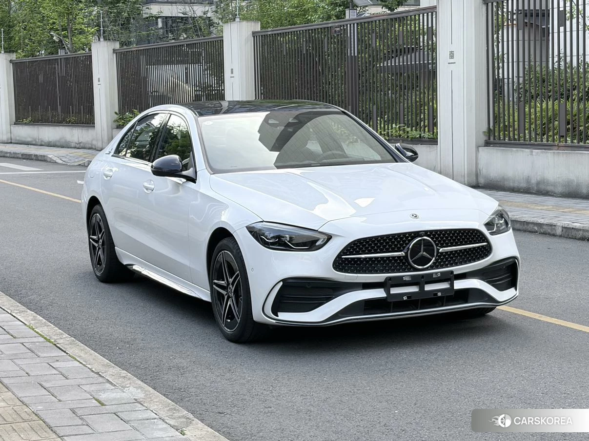 Mercedes-Benz C-class 2024 Белый из Китая, фото 6