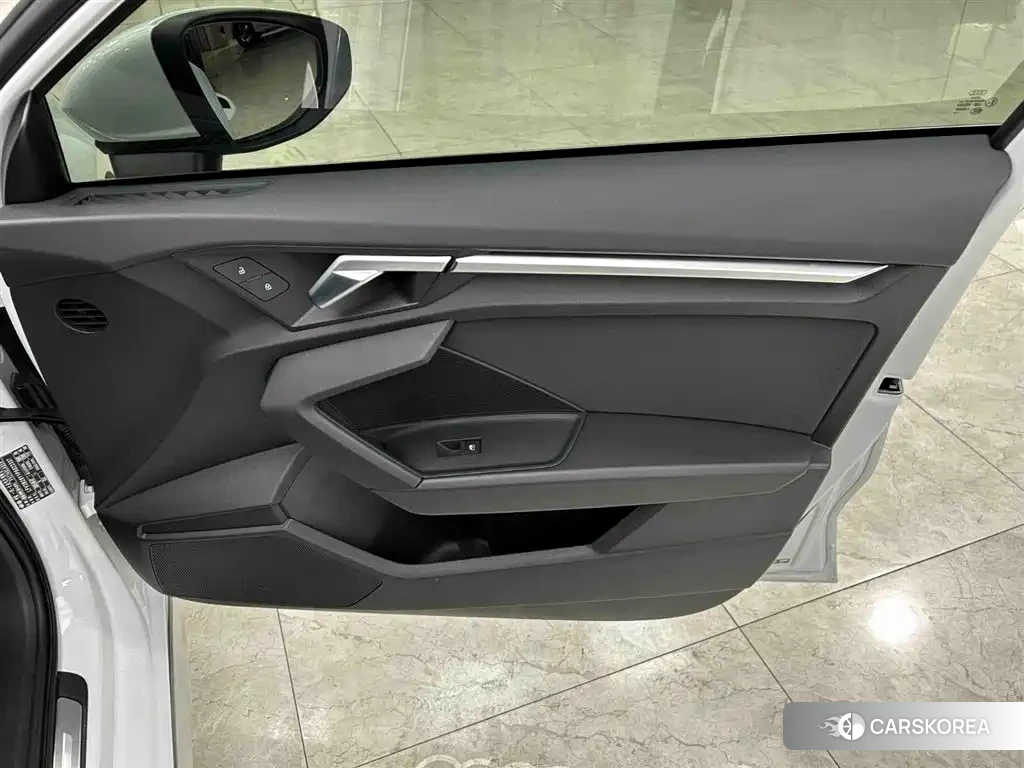 Audi A3 2023 Белый из Китая, фото 6