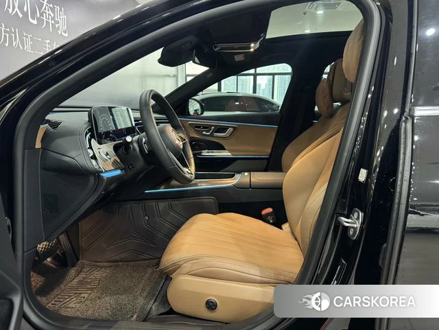 Mercedes-Benz E-Class 2024 Черный из Китая, фото 6