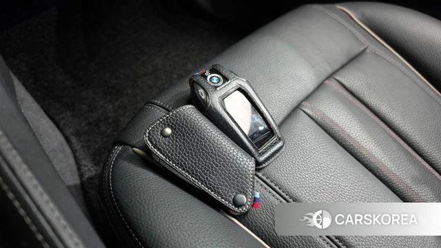 BMW 5 Series (G30) 2019 Серебристо-серый из Кореи, фото 6
