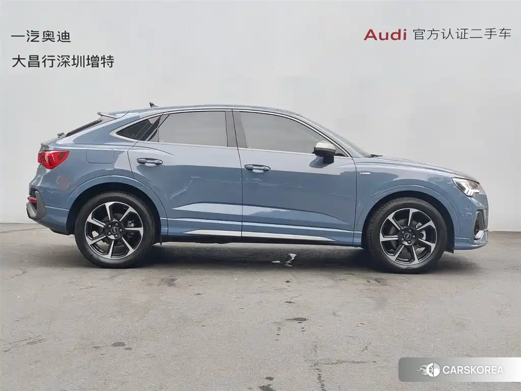 Audi Q3 Sportback 2022 Silver/gray из Китая, фото 6