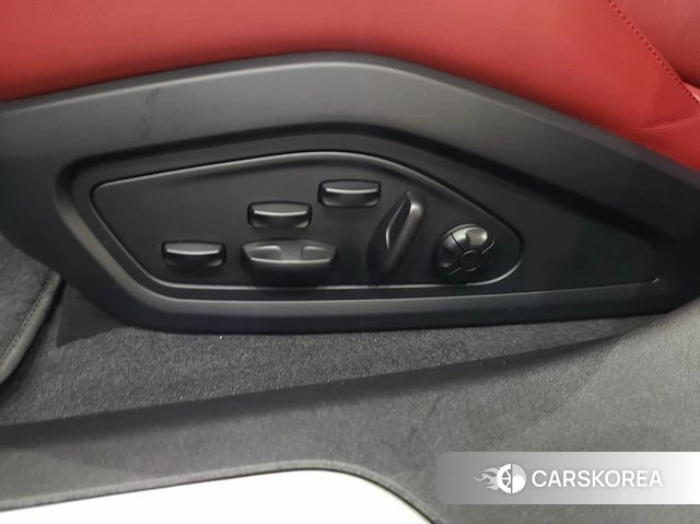 Porsche Taycan 2021 Белый из Кореи, фото 6