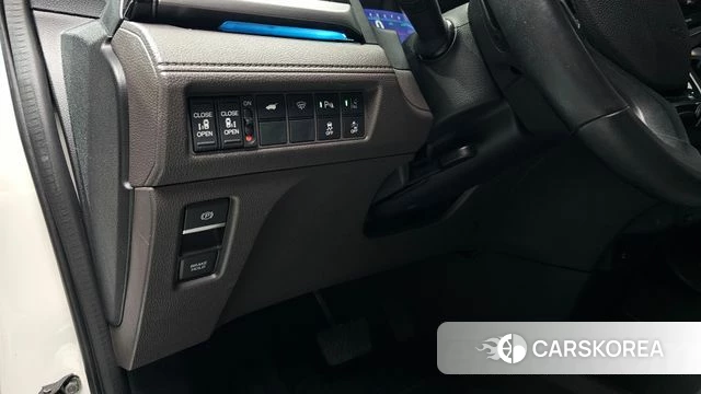 Honda Odyssey 2018 Белый из Кореи, фото 6