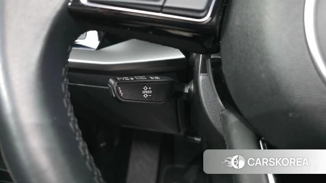 Audi A3 (8Y) 2023 Белый из Кореи, фото 6