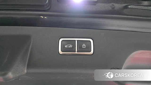 Kia EV9 2023 Черный из Кореи, фото 6