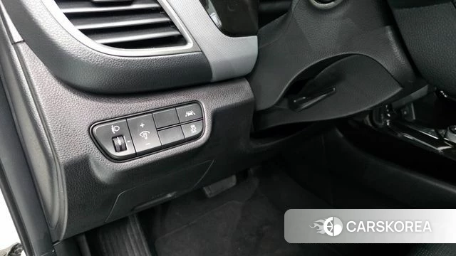 Kia Seltos 2022 Белый из Кореи, фото 6