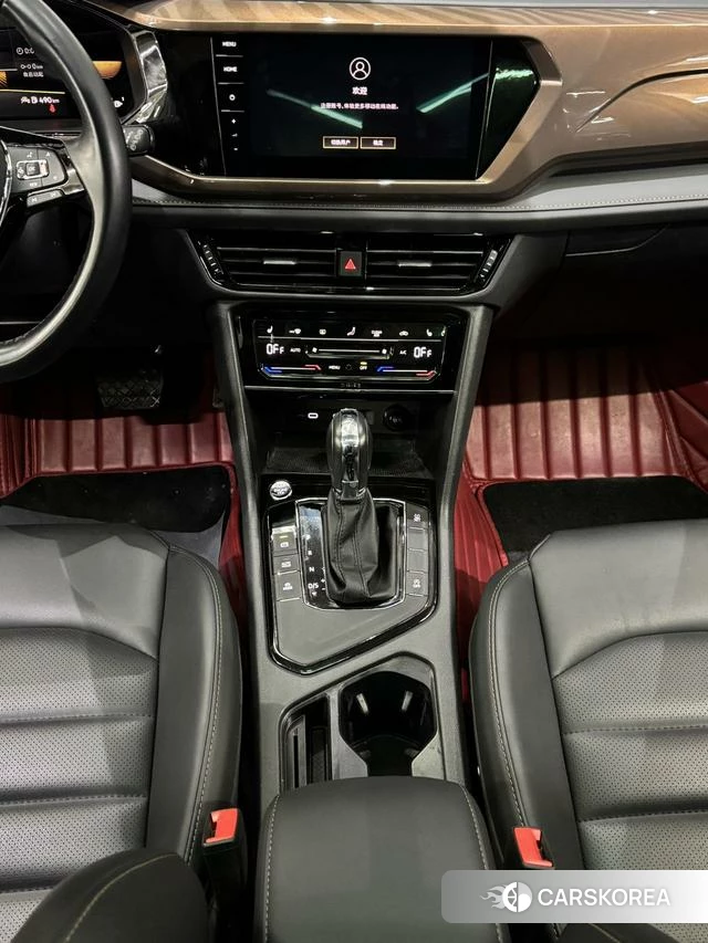 Volkswagen Tharu 2022 Белый из Китая, фото 6