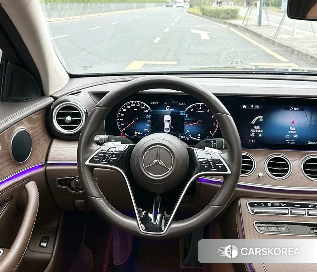 Mercedes-Benz E-Class 2022 Черный из Китая, фото 6