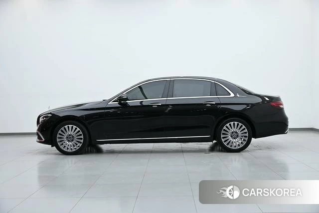 Mercedes-Benz E-Class 2021 Черный из Китая, фото 6