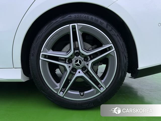 Mercedes-Benz CLA 2022 Белый из Китая, фото 6