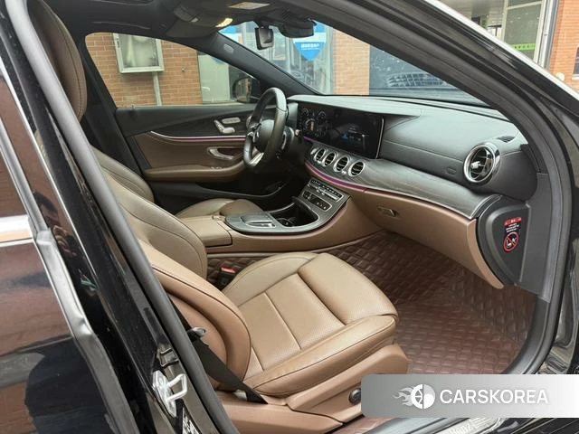 Mercedes-Benz E-Class 2022 Черный из Китая, фото 6