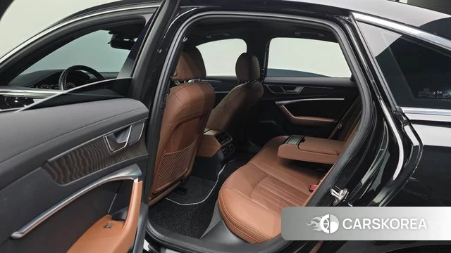 Audi A6 (C8) 2021 Черный из Кореи, фото 6