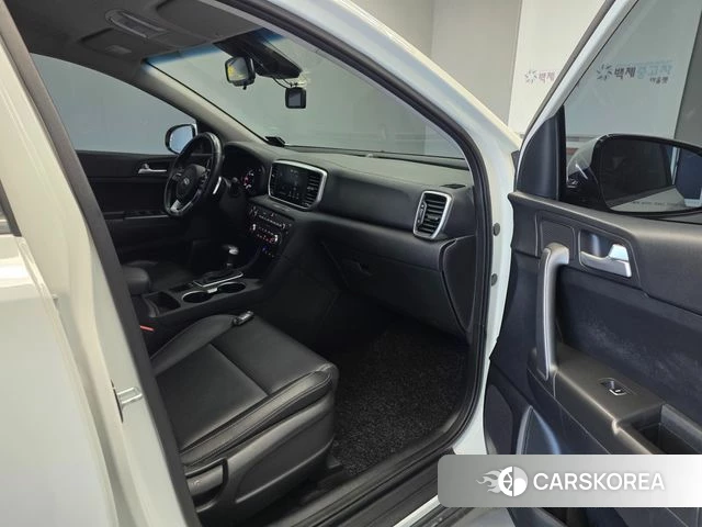 Kia Sportage The Bold 2018 Белый из Кореи, фото 6