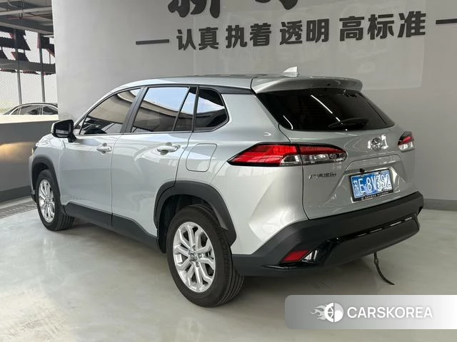 Toyota Frontlander 2025 Серебристо-серый из Китая, фото 6