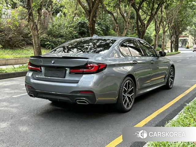 BMW 5 series 2023 Синий из Китая, фото 6