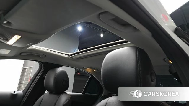 Mercedes-Benz C-Class W205 2020 Белый из Кореи, фото 6