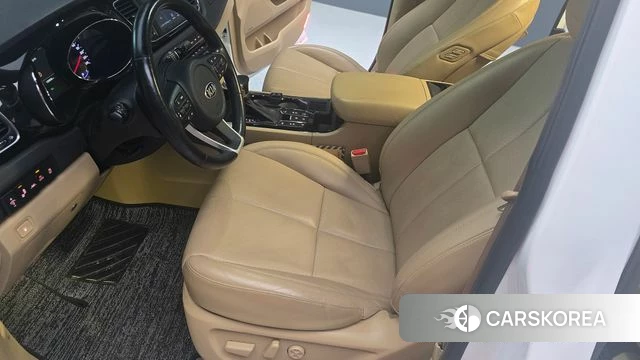 Kia The New Carnival 2019 Белый из Кореи, фото 6