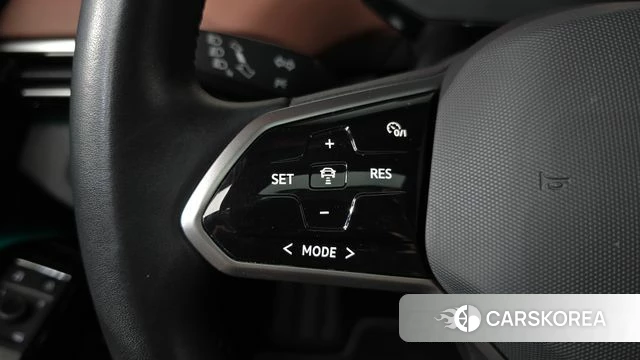 Volkswagen ID.4 2023 Белый из Кореи, фото 6