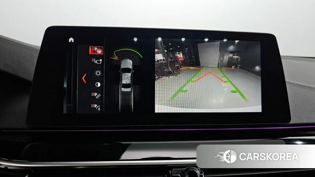 BMW 5 Series (G30) 2018 Белый из Кореи, фото 6