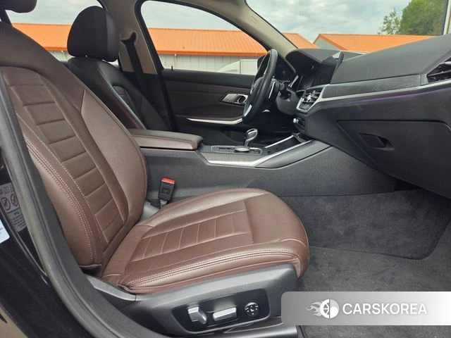 BMW 3 Series (G20) 2020 Черный из Кореи, фото 6