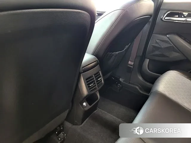 Kia Seltos 2019 Белый из Кореи, фото 6
