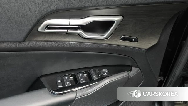 Kia Sportage 5th Generation 2023 Черный из Кореи, фото 6
