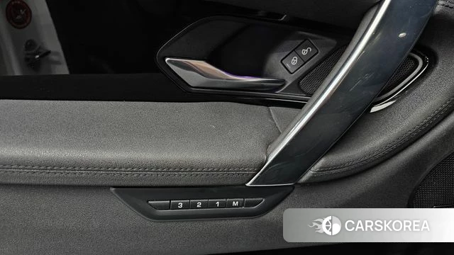 Land Rover Discovery Sports 2nd Generation 2020 Белый из Кореи, фото 6