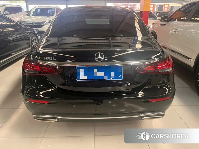 Mercedes-Benz E-Class 2023 Черный из Китая, фото 6