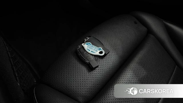 Mercedes-Benz C-Class W205 2018 Белый из Кореи, фото 6