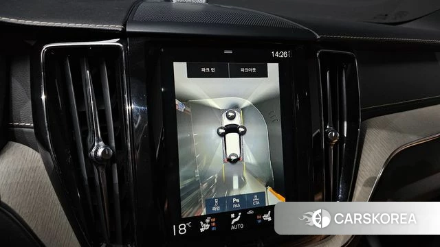 Volvo XC60 second Generation 2018 Белый из Кореи, фото 6