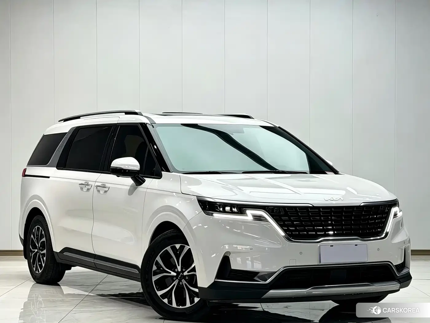 Kia Carnival 2023 Белый из Китая, фото 6