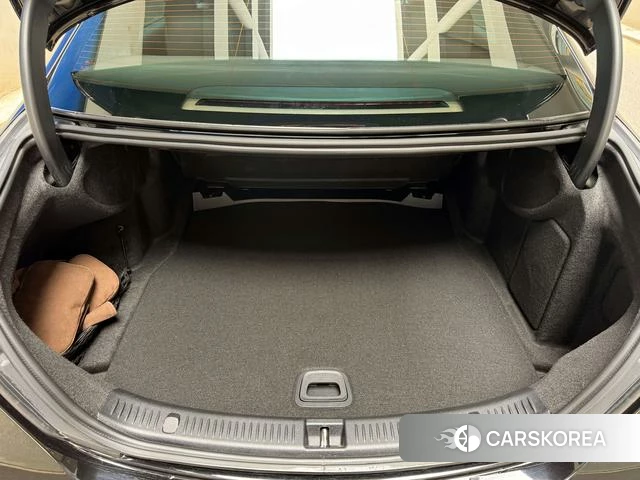 Mercedes-Benz E-Class 2023 Черный из Китая, фото 6