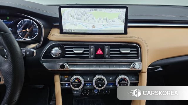 Genesis The New G70 2023 Черный из Кореи, фото 6