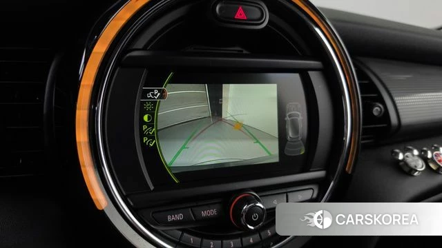 Mini Cooper D 2018 Темно-зеленый из Кореи, фото 6